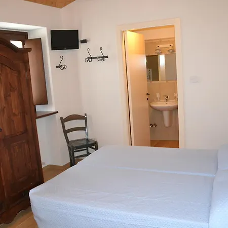 ファームステイ Antico Muro Sassoferrato